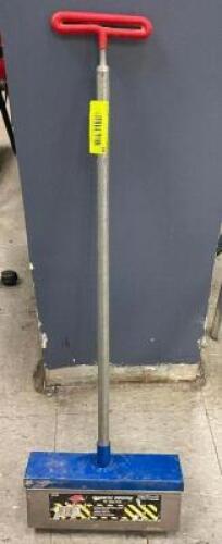 10' MAGNETIC SWEEPER
