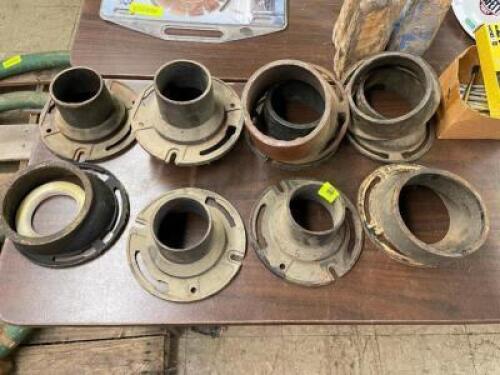 LARGE GROUP OF PIPE FITTINGS