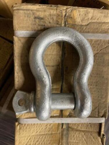 (10) 1 1/8" SCREW PIN ANCHOR SHACKLES