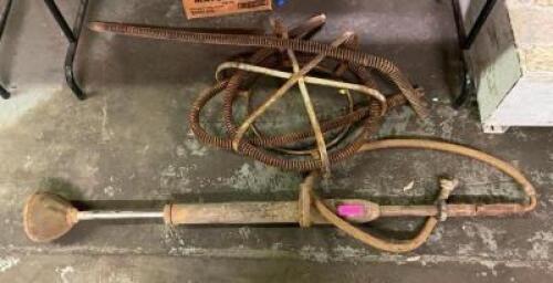 HANDHELD PLUMBING TOOL