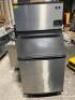 DESCRIPTION: MANITOWOC 300 LB. AIR COOLED ICE MACHINE AND STORAGE BIN BRAND / MODEL: MANITOWOC 1D0302A ADDITIONAL INFORMATION 115 VOLT, 1 PHASE, SELLE - 2