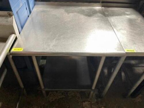 DESCRIPTION: 30" X 30" STAINLESS TABLE SIZE 30" X 30" LOCATION: AREA #1 QTY: 1