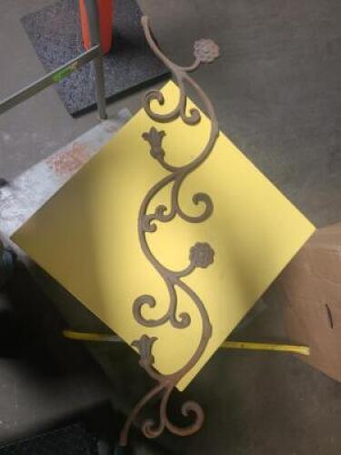 DESCRIPTION: (4) PIECES DECORATIVE WROUGHT IRON BELL FLOWERS RETAIL$: $17.20/EA QTY: 4