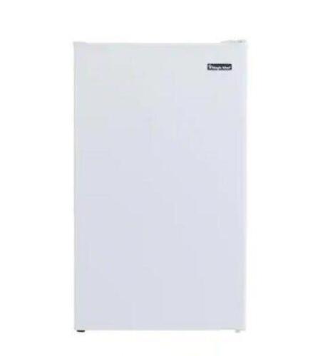 3.3 CU. FT. MINI FRIDGE IN WHITE