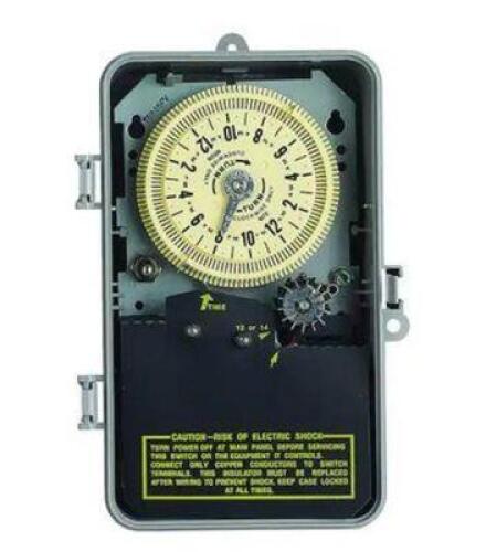 T8800 SERIES 125-VOLT INPUT WITH 24-VOLT OUTPUT INDOOR/OUTDOOR IRRIGATION/SPRINKLER TIMER