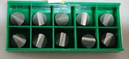 DESCRIPTION: (40) RCGN4V CERAMIC INSERTS BRAND/MODEL: GREENLEAF RCNG-4V T1 RETAIL$: $22.50 PER INSERT QTY: 40