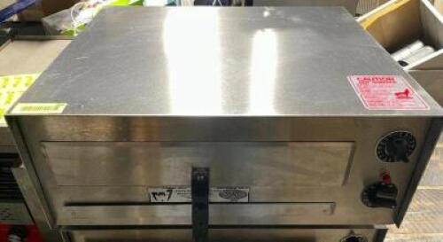 DESCRIPTION: WISCO 560 COUNTER TOP OVEN BRAND / MODEL: WISCO 560 ADDITIONAL INFORMATION 120 VOLT, 1 PHASE LOCATION: AREA #1 QTY: 1