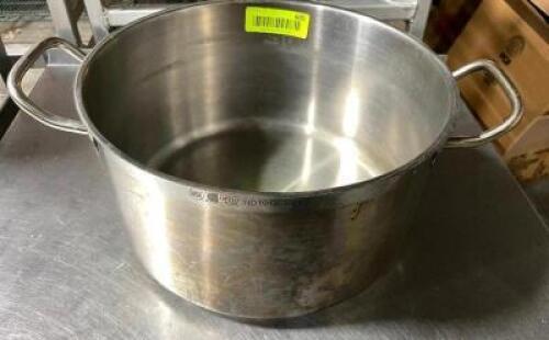 DESCRIPTION: 11" STAINLESS STOCK POT W/ LID LOCATION: AREA #1 QTY: 1