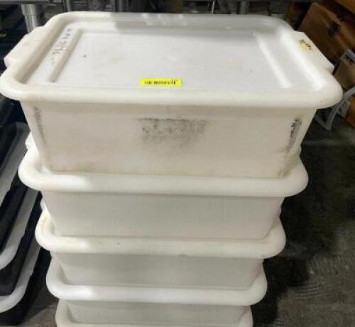 DESCRIPTION: (4) WHITE BUS TUBS W/ LIDS LOCATION: AREA #1 THIS LOT IS: SOLD BY THE PIECE QTY: 4