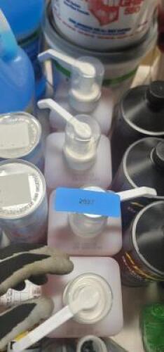 DESCRIPTION: (4) VIONEXUS FOAMING SOAP WITH VITAMIN E BRAND/MODEL: METREX #10-2001 RETAIL$: $28.50 EA SIZE: 1 LITER QTY: 4