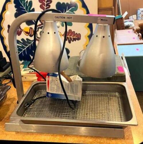 DESCRIPTION: CARVING STATION WITH HEAT LAMP BRAND / MODEL: MERCO LOCATION: SEATING QTY: 1