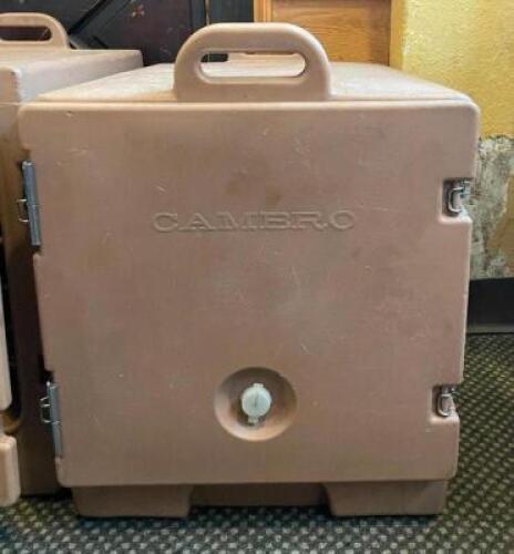 DESCRIPTION: CAMBRO HOT BOX LOCATION: SEATING QTY: 1