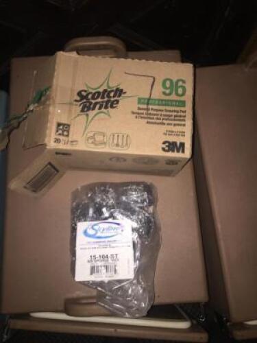DESCRIPTION: Green scouring pads and stainless sponges. LOCATION: SEATING QTY: 1