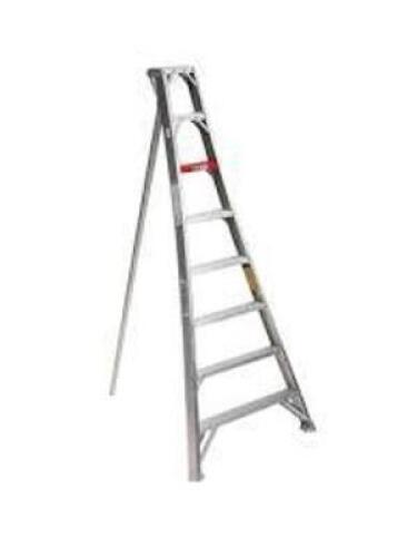 DESCRIPTION: (1) TRIPOD ORCHARD STEP LADDER BRAND/MODEL: STOKES #8EU51 RETAIL$: $208.20 EA SIZE: 5 FT QTY: 1