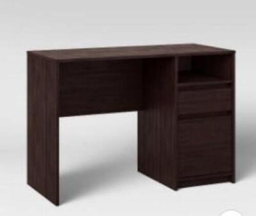 DESCRIPTION: (1) STORAGE DESK BRAND/MODEL: ROOM ESSENTIALS #RME-CF102002 INFORMATION: ESPRESSO RETAIL$: $91.00 EA QTY: 1