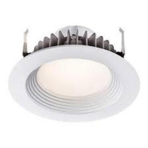 DESCRIPTION: (10) DOWNLIGHT LED BRAND/MODEL: LIGHTOLIER #210M95 INFORMATION: WHITE RETAIL$: $53.55 EA SIZE: 5" QTY: 10