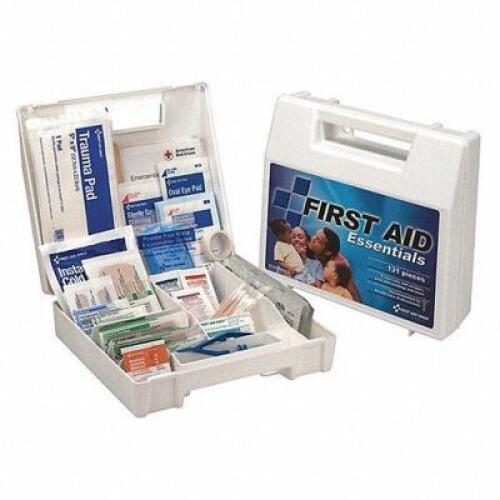 DESCRIPTION: (2) FIRST AID KIT BRAND/MODEL: FIRST AID ONLY #40JH28 INFORMATION: WHITE RETAIL$: $23.81 EA SIZE: SERVES 50 PEOPLE QTY: 2