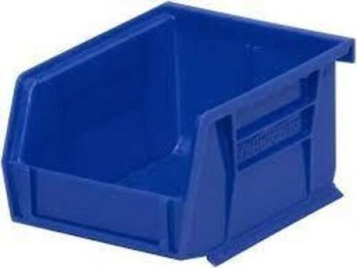 DESCRIPTION: (3) HANG AND STACK BIN BRAND/MODEL: AKRO-MILS #86667763 INFORMATION: GREEN RETAIL$: $58.62 EA SIZE: 16 1/2 in x 18 in x 11 in 75 lb Load