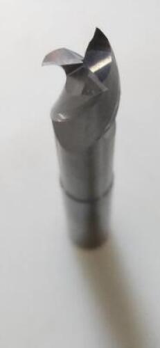 DESCRIPTION: (3) THREE FLUTE SOLID CARBIDE REDUCED NECK FINISHING/ROUGHING END MILL INFORMATION: DATA FLUTE HVMM30500 RETAIL$: $99.90 EA SIZE: 1/2" CU