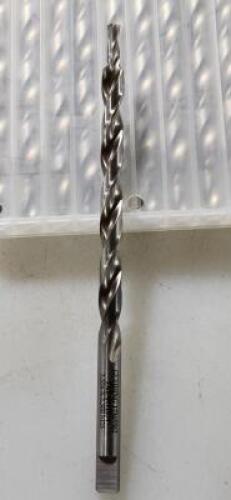 DESCRIPTION: (20) COUNTERBORE DRILLS BRAND/MODEL: GUHRING INFORMATION: 17365562 RETAIL$: $20.47 EA SIZE: 5.556mm QTY: 20