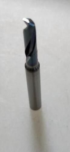 DESCRIPTION: (4) SOLID CARBIDE COOLANT FED AQUA DRILL BRAND/MODEL: NACHI AQDEXZ0408 RETAIL$: 109.9 SIZE: 4.8mm QTY: 4