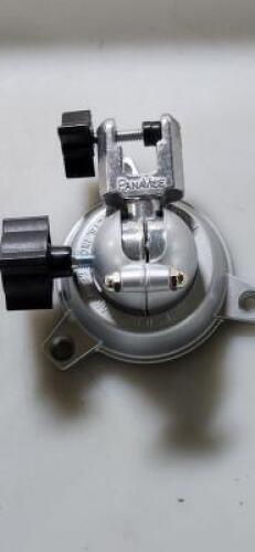 DESCRIPTION: (1) PANAVISE MICROMETER STAND BRAND/MODEL: PANAVISE 391 RETAIL$: 54.99 SIZE: 360 DEG QTY: 1