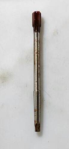 DESCRIPTION: (1)STRAIGHT FLUTE EXPANSION REAMER BRAND/MODEL: YANKEE 432 0.5312 RETAIL$: 218.46 SIZE: 17/32" QTY: 1