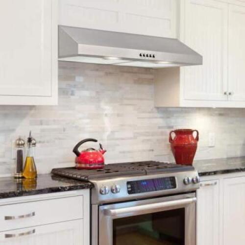 DESCRIPTION: 30" CONVERTIBLE UNDER CABINET RANGE HOOD WITH CHARCOAL FILTER IN STAINLESS STEEL BRAND/MODEL: VISSANI RETAIL$: $199.00 QTY: 1