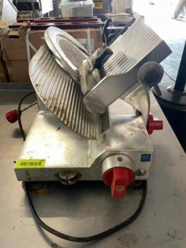 UNIVEX SMALL COUNTER TOP SLICER.