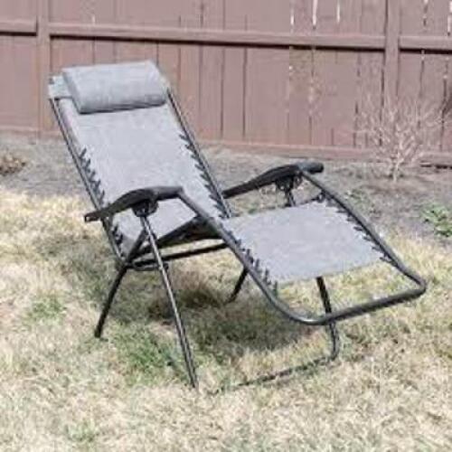 DESCRIPTION: (1) ZERO GRAVITY CHAIR BRAND/MODEL: DESTINATION SUMMER INFORMATION: GREY RETAIL$: 50 QTY: 1