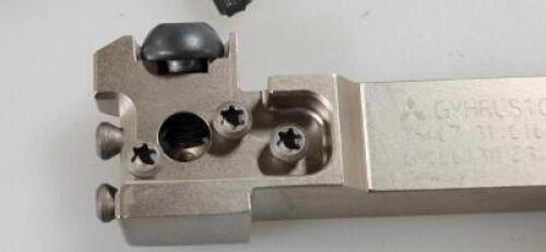DESCRIPTION: (1) GY SERIES TURNING TOOL HOLDER BRAND/MODEL: MITSUBISHI GYHRUS10B00M20R RETAIL$: 132.28 QTY: 1