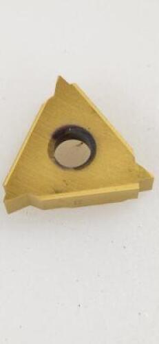 DESCRIPTION: (26) CARBIDE LAYDOWN THREADING INSERTS BRAND/MODEL: VARGUS 033-00406 RETAIL$: $24.35 PER INSERT QTY: 26