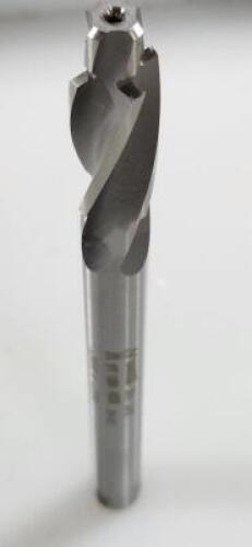 DESCRIPTION: (1) SOCKET HEAD CAPSCREW COMPATIBLE SOLID PILOT COUNTERBORE BRAND/MODEL: MADE IN USA 08272858 RETAIL$: 71.57 SIZE: 3/8" QTY: 1
