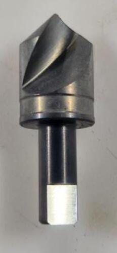 DESCRIPTION: (1) 90 DEG HSS UNIFLUTE COUNTERSINK BRAND/MODEL: M.A.FORD 61100003T RETAIL$: 62.4 SIZE: 1" QTY: 1