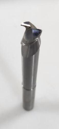 DESCRIPTION: (1) HIGH PERFORMANCE CARBIDE SQ. END MILL BRAND/MODEL: DATA FLUTE HSML20500 RETAIL$: 168.7 SIZE: 1/2" DIAM 3/4" LOC QTY: 1