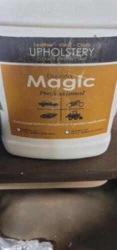 DESCRIPTION: (2) MAGIC LEATHER VINYL AND UPHOLSTERY CLEANER BRAND/MODEL: DAKOTA RETAIL$: $30.00 EA SIZE: 1 GALLON QTY: 2