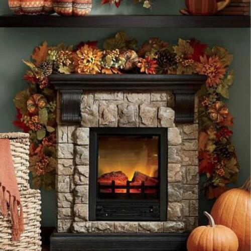 DESCRIPTION Southwestern Pumpkin Garland CONDITION Brand New - In Box - Retail - $39.99 ADDITIONAL INFO Lush and vibrant, with a hint of Southwestern