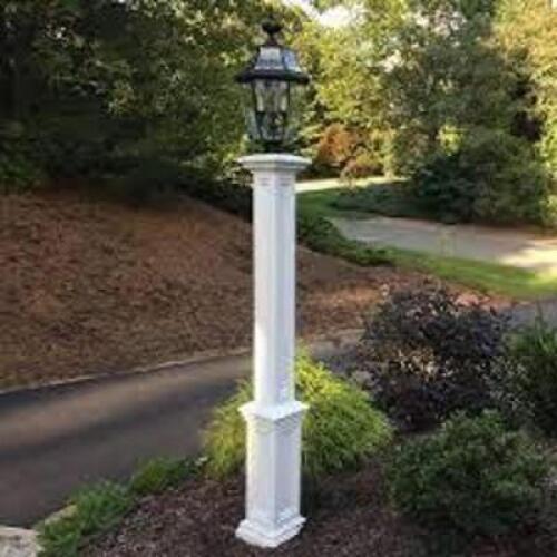DESCRIPTION: (1) OUTDOOR LAMP POST BRAND/MODEL: MAYNE INFORMATION: WHITE RETAIL$: $93.31 EA SIZE: 9.5" X 9.5" QTY: 1