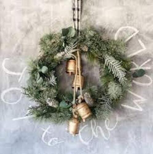 DESCRIPTION: (1) INSTANT CHRISTMAS TREE BRAND/MODEL: LCI INFORMATION: SILVER AND GOLD RETAIL$: $30.00 EA SIZE: IMAGES ARE FOR ILLUSTRATION PURPOSES ON