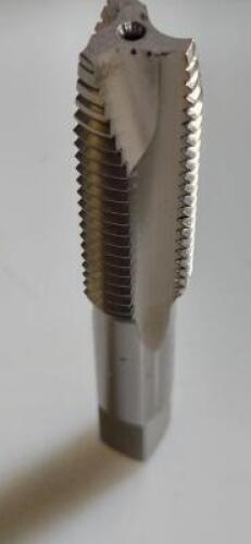 DESCRIPTION: (2) HSS SPIRAL POINT PLUG TAP BRAND/MODEL: HERTEL 41113473 RETAIL$: 47.36 SIZE: 3/4-10 UNC QTY: 2