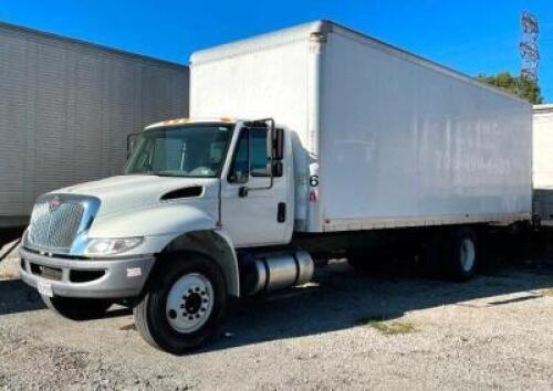 2017 International DuraStar 4300 Box Truck w/ Lift Gate (TRUCK CANNOT BE PICKED UP UNTIL OCTOBER 31ST)