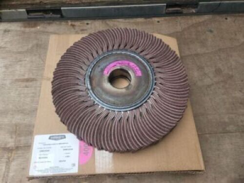 DESCRIPTION: (1) FLAP GRINDING WHEEL BRAND/MODEL: OSBORN DYNAFLEX 40 RETAIL$: $100.00 EA SIZE: 16" 400 G QTY: 1
