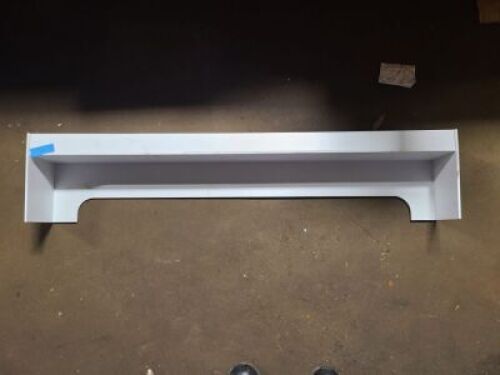 DESCRIPTION: (1) SHELF INFORMATION: WHITE QTY: 1