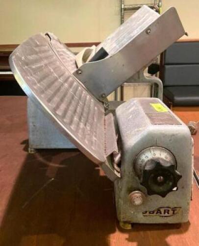 HOBART 512 COMMERCIAL DELI SLICER.