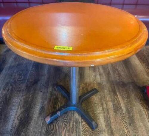 30" ROUND HARDWOOD TABLE W/ STANDARD BASE.