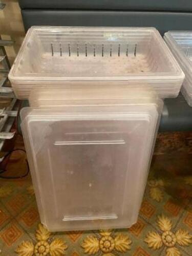 (6) PLASTIC SALAD DRAIN INSERTS W/ LIDS