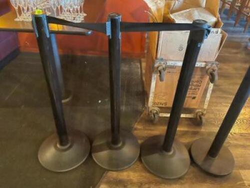 (5) BLACK STANCHION POSTS W/ RETRACTABLE CORDS