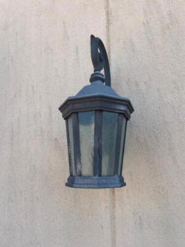 (3) OUTDOOR SCONCE LANTERNS.