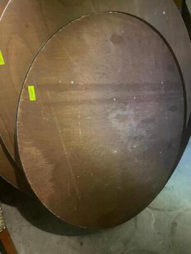50" ROUND FOLDING BANQUET TABLE