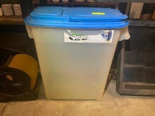 PLASTIC INGREDIENTS BIN W/ LID